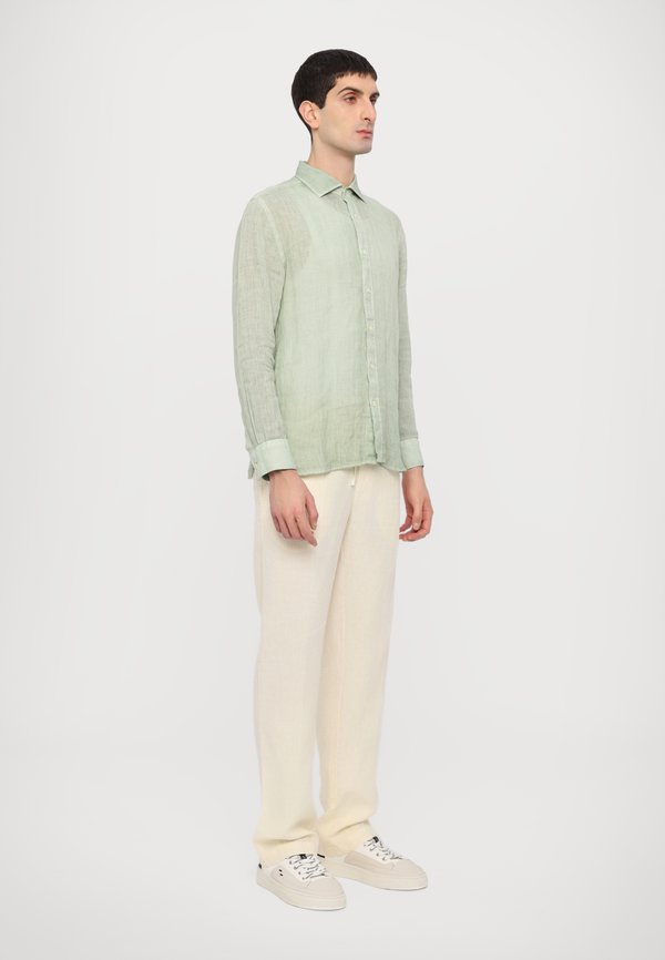 LONG SLEEVE MEN SLIM FIT - Shirt - pistache soft fade2