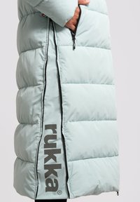 Rukka VARNIOLA - Talvitakki - hellgrün