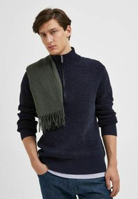 Selected Homme HIGH NECK - Stickad tröja - sky captain