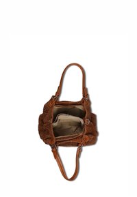 Bruine, getextureerde leren handtas met een bloemenpatroon, twee handvatten en een ruime binnenkant met een lichtgekleurde voering en vakken.