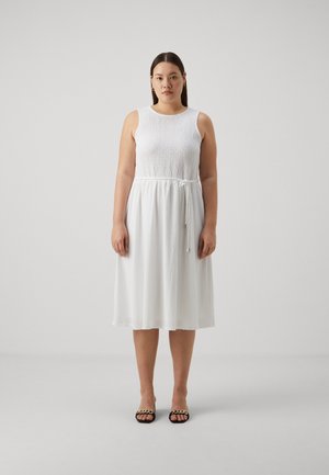 SMOCKED MIDI DRESS - Freizeitkleid - white