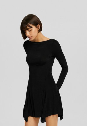 WITH AN OPEN BACK AND LONG SLEEVES MINI - Cocktailjurk - black