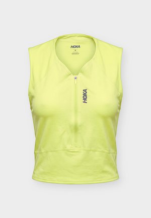 HOKA, SKYBREEZE CROP TANK - Top - citrus