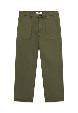 Plonos medvilniniai platėjantys kelnės alyvuogių žalios spalvos. Turi dvi dideles priekinės kišenės ir priekinį sagos užsegimą. Lygus tekstūra, siuvimo dizainas.