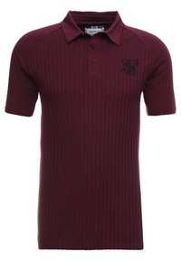 Burgundy kortärmad polo skjorta med ribbad textur, tvåknappsknäppning och en svart logotyp broderad på bröstet.