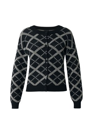 Cardigan noir en tricot avec un motif géométrique blanc, présentant un col rond, des boutons à l'avant et des poignets et ourlet côtelés.