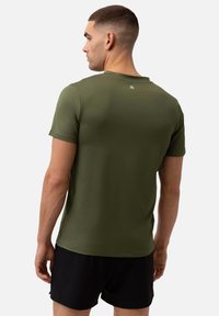 Danish Endurance 2 PACK - Sportovní tričko - olive