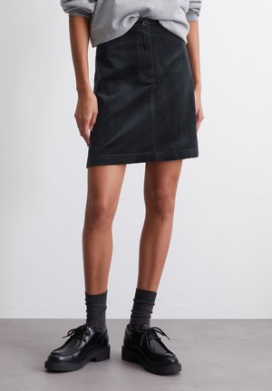SPORTIVE DETAILS - A-silueta svārki - deep blue sea