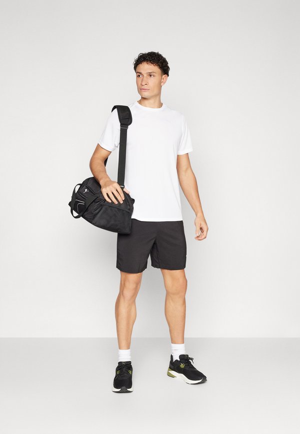ESSENTIALS SHORT - Sports shorts2