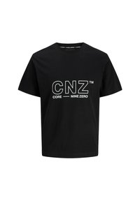 Sort bomulds t-shirt med korte ærmer, med hvid tekst: "CNZ CORE _ NINE ZERO" iøjnefaldende vist på forsiden.