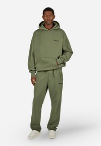 Pegador LOGO  - Felpa con cappuccio - washed faded olive black