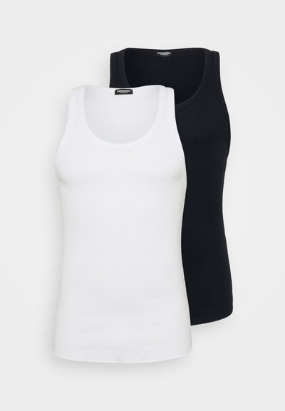 Weiß und schwarz gestreifte ärmellose Tanktops, die vertikal gestapelt sind, mit Rundhalsausschnitten und DSQUARED2-Etiketten.