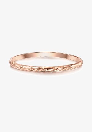 Zlata roža bangle zapestnica z zasukano pletenico, gladkimi robovi in poliranim finišem, ki prikazuje eleganten, krožen obliko.