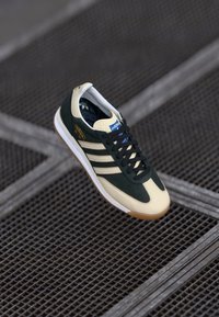 adidas Originals SL 72 RS UNISEX - Sneakers laag - core black/cream white