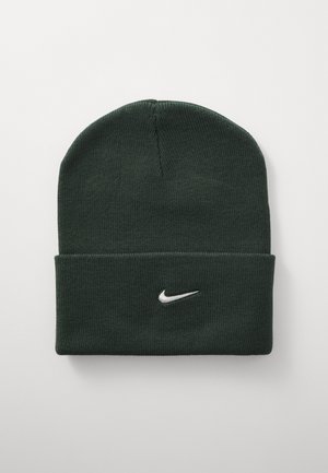 Beanie verde a maglia con risvolto, caratterizzato da un logo Nike ricamato in bianco sulla parte anteriore. Tessuto morbido, vestibilità elastica per il massimo comfort.