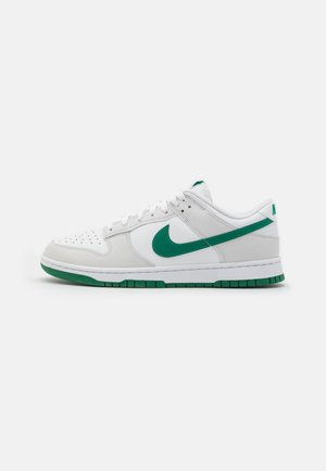 Nike Sportswear, Baskets basses - white