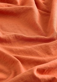 Unselected, orange