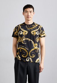 Versace Jeans Couture CHROMO - Tričko s potlačou - black/gold