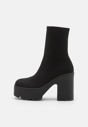 High Heel Stiefelette - black