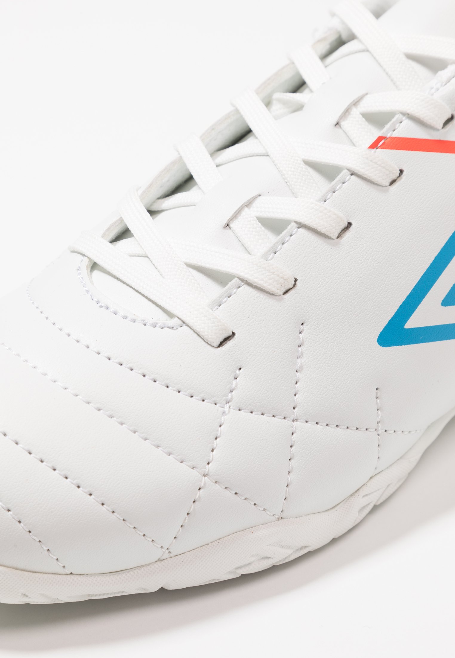 Umbro MEDUSÆ III LEAGUE IC Fotballsko innendørs white Umbro MEDUSÆ III LEAGUE IC Fotballsko innendørs white