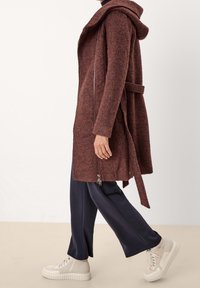 s.Oliver Cappotto classico - mottled brown