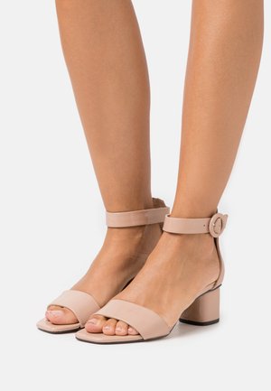Sandals - nude