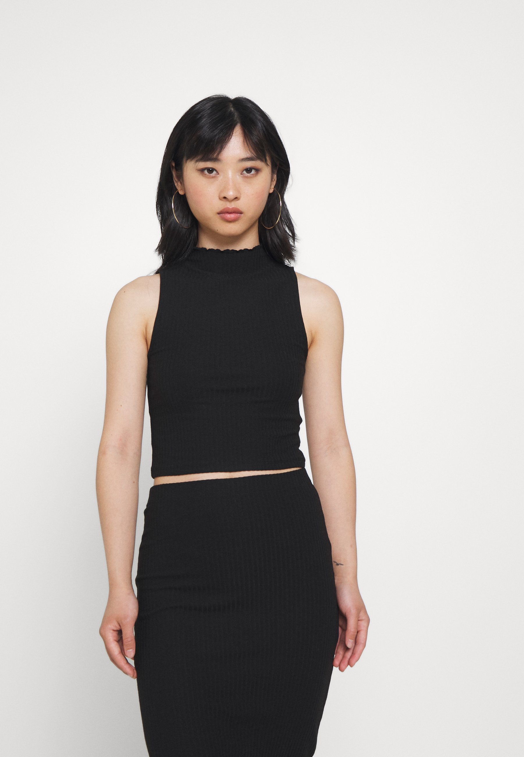 Femme ONLNELLA HIGH NECK SKIRT SET - Débardeur Femme ONLNELLA HIGH NECK SKIRT SET - Débardeur