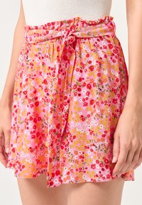 Jimmy Key HIGH WAIST FLORAL  - Short - light pink