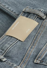 Next TALL - Prigludę džinsai - grey