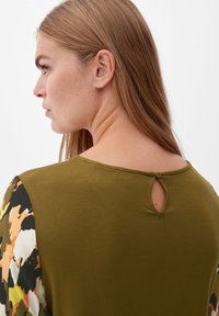 s.Oliver Bluse - guacamole