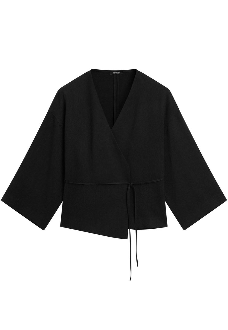 Veste noire de style enveloppant avec des manches larges et une fine ceinture à nouer à la taille, dotée d'un col en V et d'un ourlet droit.