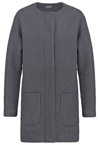 Manteau gris en laine à manches longues, ouvert sur le devant, avec un col rond et deux poches plaquées à l'avant.