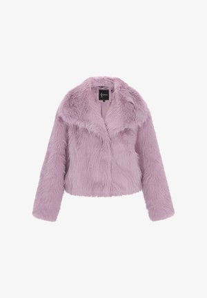 Faux fur jas in zacht lavendel, met een cropped ontwerp, brede kraag en lange mouwen met een pluizige textuur.