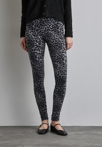 Street One Leggings - grau