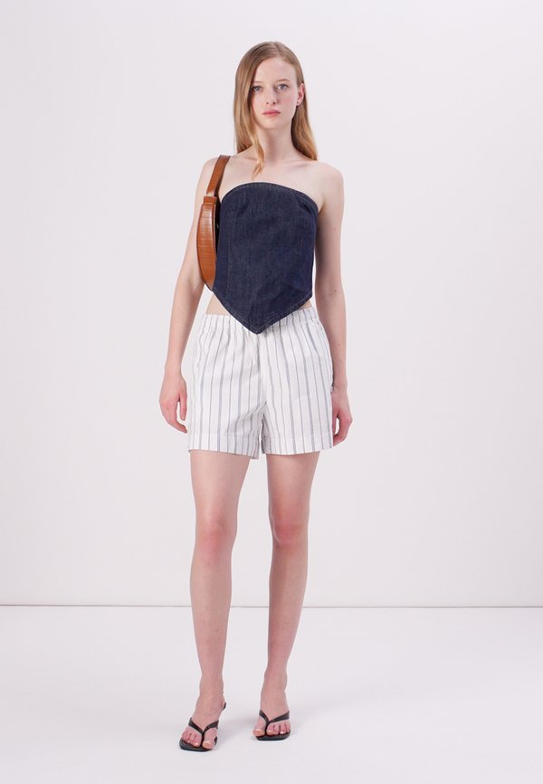 PULL ON STRIPE - Shorts3