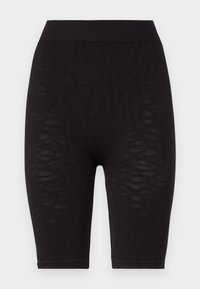Zwarte bike shorts met een gestructureerd, licht doorschijnend patroon. Ze hebben een hoge taille en reiken tot halverwege de dij. Platte naden en geen zichtbare hardware.