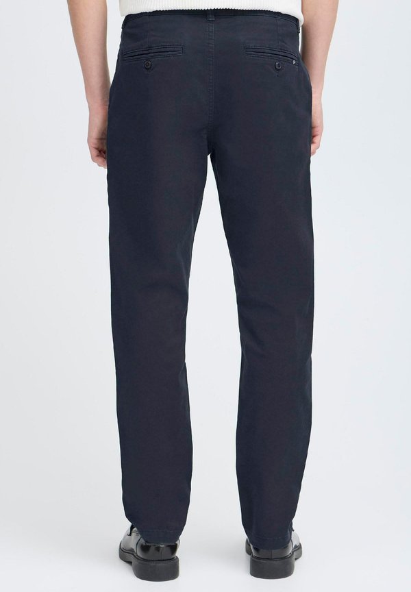 KSCUMMINGS - Chinos - sky captain2