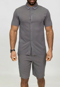 Non sélectionné, gris