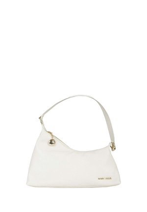 Borsa a tracolla in pelle bianca con cerniera dorata, charm rotondo dorato e piccolo logo "Marc Ellis" dorato sul lato inferiore destro.