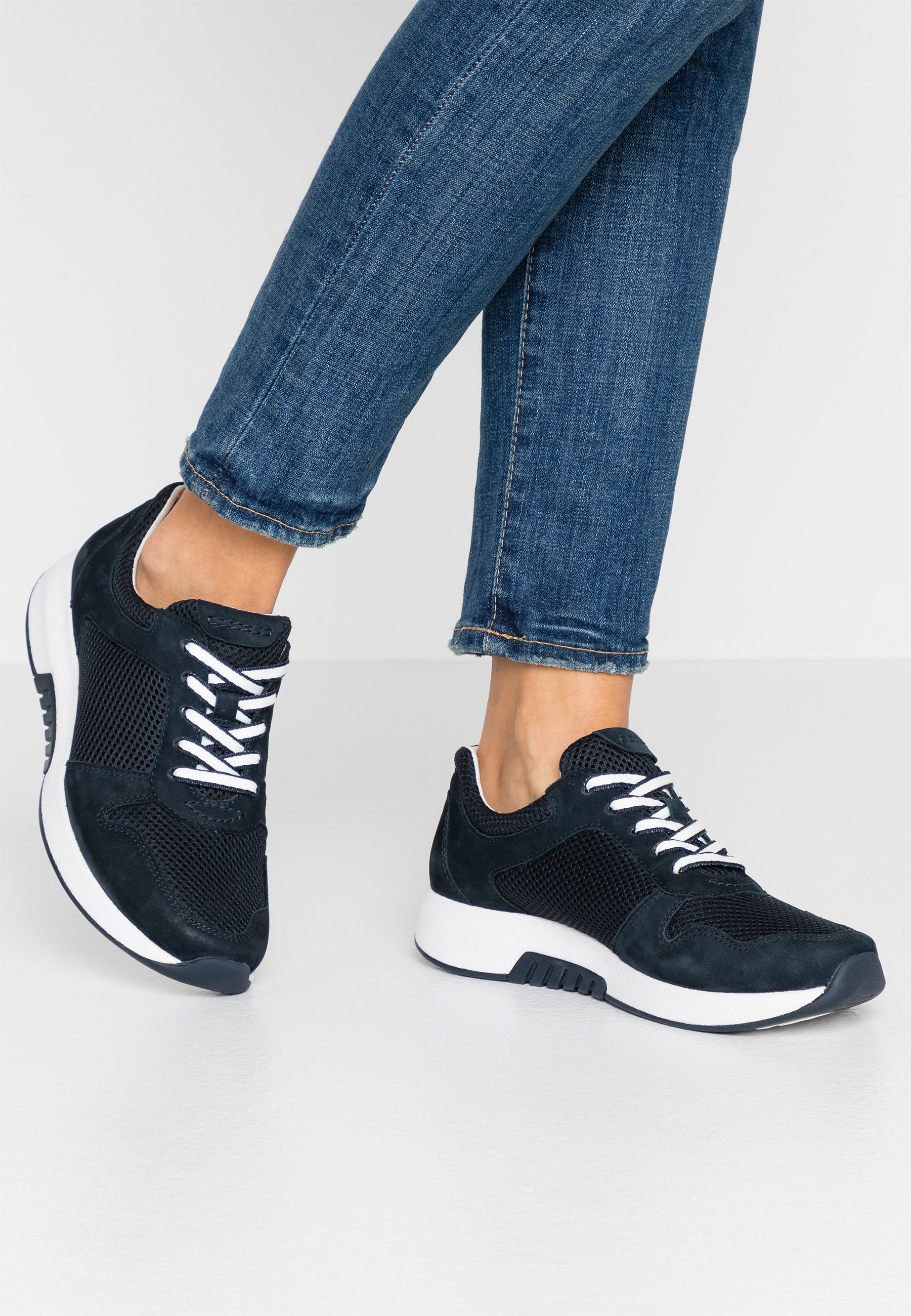 Gabor Comfort ROLLING SOFT Joggesko nightblue Zalando.no Gabor Comfort ROLLING SOFT Joggesko weißsilber Zalando.no