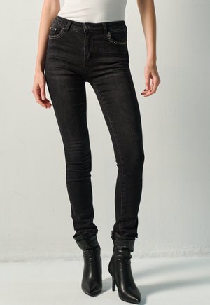Koroshi, - Jeansy Slim Fit