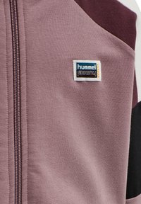 Hummel HMLMYNTHE - Mikina na zip - twilight mauve