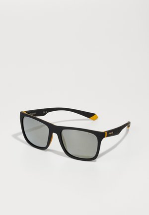 PLD 2141/S - Lunettes de soleil - matte black/yellow
