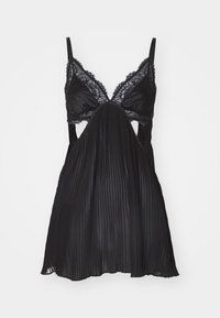 Sorte plissert nattskjorte med blondekantede bralette-kopper, justerbare stropper og en åpen design under bysten.