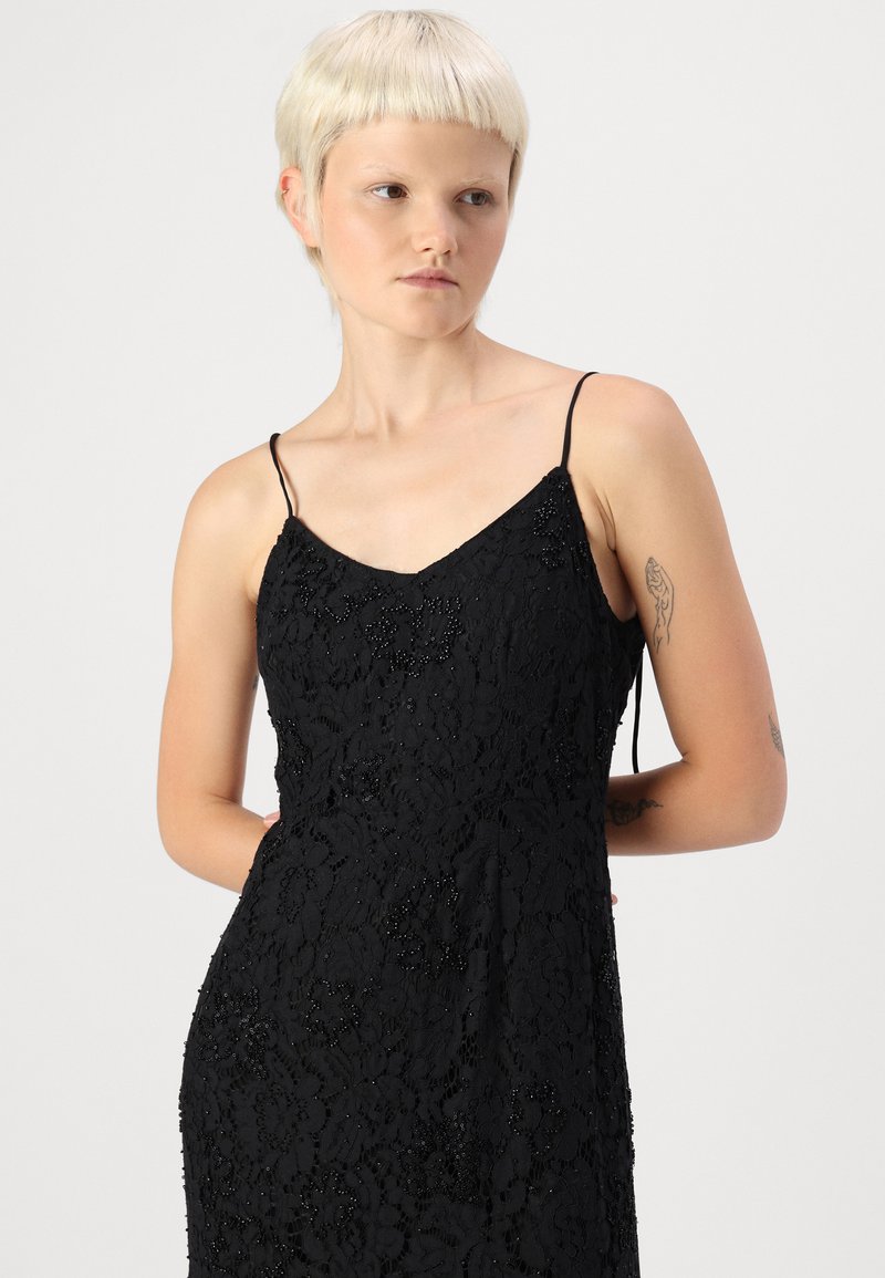 Selected SLFDEORA STRAP BEADED DRESS - Cocktail dress / Party dress - black  - Zalando.ie