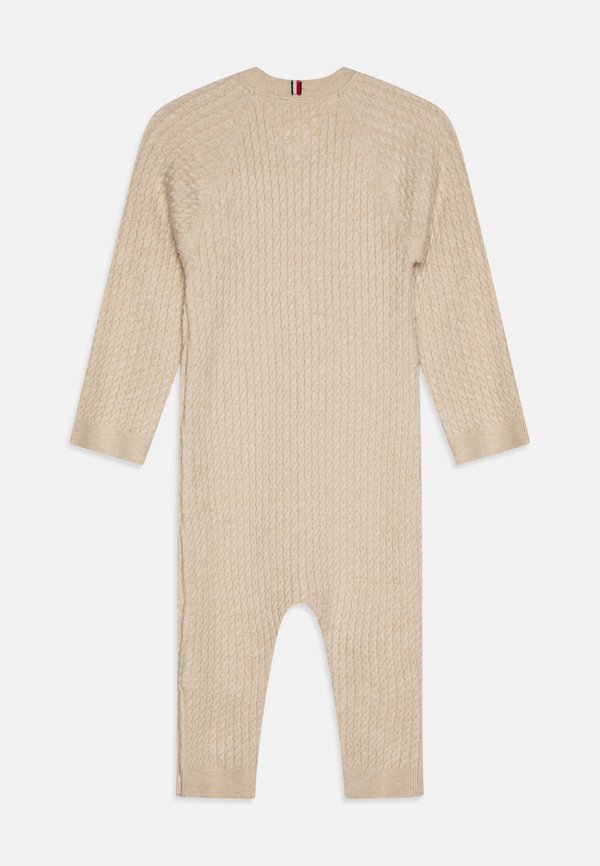 CABLE KNITTED COVERALL GIFTBOX UNISEX - Jumpsuit - classic beige2