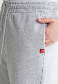 Big Star YEVA - Tréningruha alsók - grau