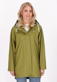 Žalia vandeniui atspari striukė su gobtuvu, šoninėmis kišenėmis ir priekyje esančia užtrauktuku. Su baltais raišteliais ir subtiliu skėčio logo. Lygus paviršius.