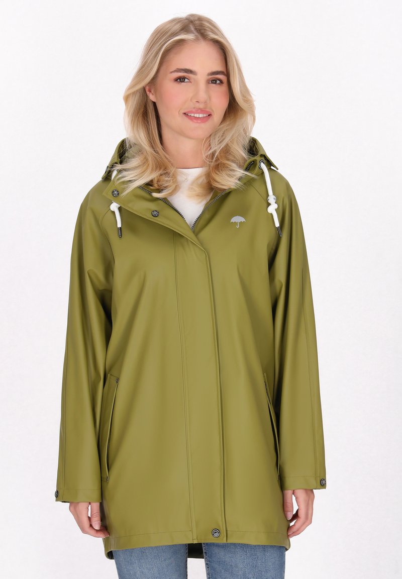 Žalia vandeniui atspari striukė su gobtuvu, šoninėmis kišenėmis ir priekyje esančia užtrauktuku. Su baltais raišteliais ir subtiliu skėčio logo. Lygus paviršius.