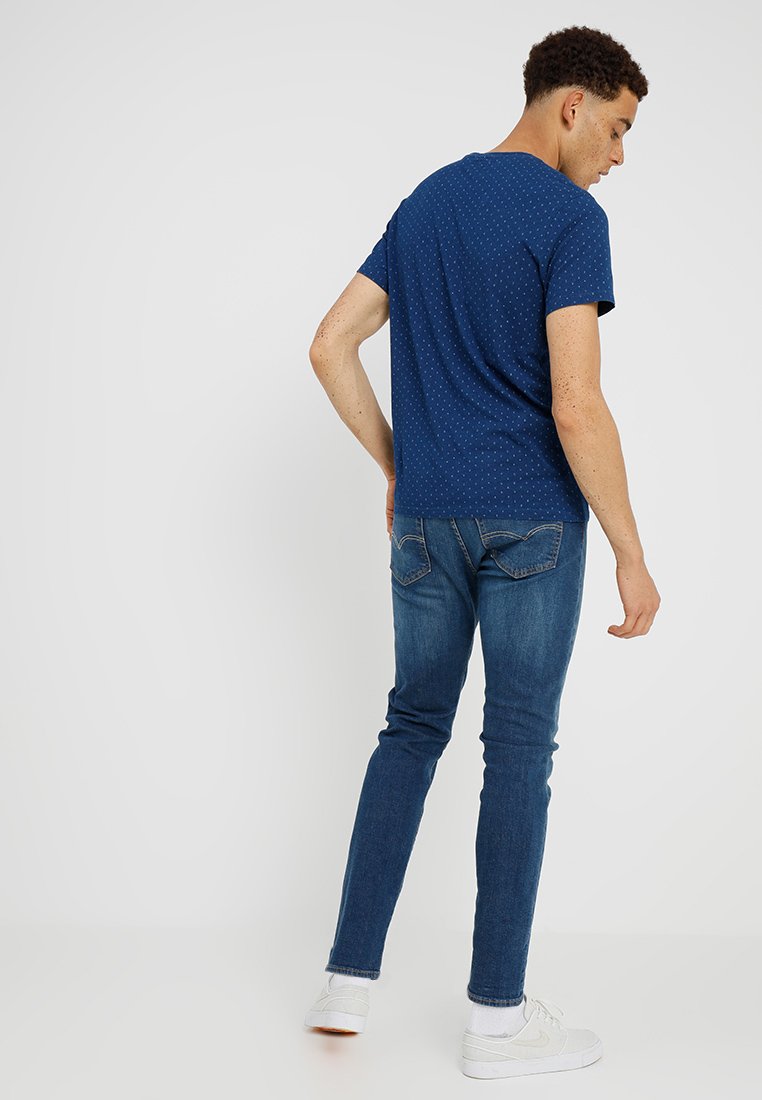 levis 512 revolt adv